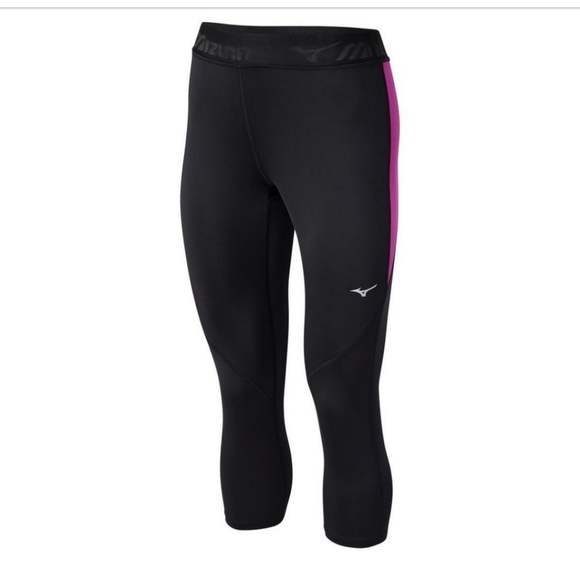 Mizuno Pants - 👾2/$12 👾Mizuno 3/4 legnth Capris